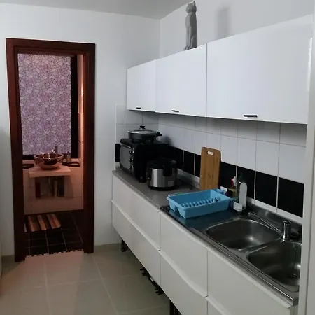 Very Central Flats By Shops Restaurants Διαμέρισμα *