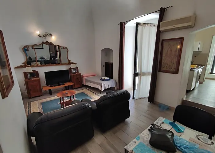 Very Apartment, By Shops, Restaurants